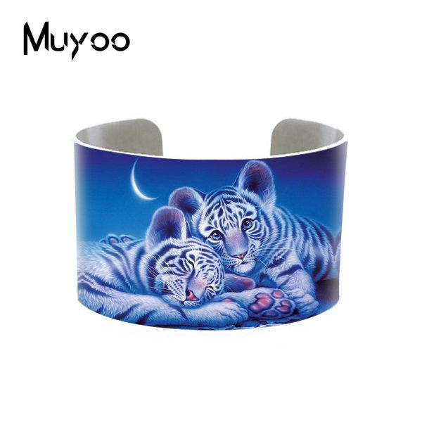 2020 new wildlife animal tiger lion leopard print aluminum bangle cuff handmade adjustable bracelets, Black
2020 new wildlife animal tiger lion leopard print aluminum bangle cuff handmade adjustable bracelets, Black