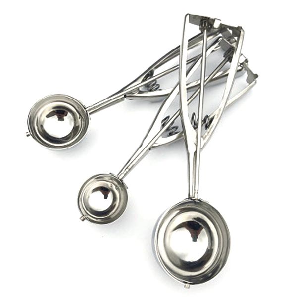 new 3pcs/set ice cream scoop stainless steel dessert spoon watermelon mash potato cookies dough disher spoon useful kitchen tool
new 3pcs/set ice cream scoop stainless steel dessert spoon watermelon mash potato cookies dough disher spoon useful kitchen tool
