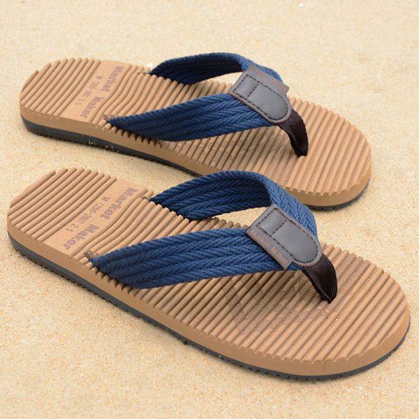 2020 summer massage striped slippers men wear eva soft bottom classical trend totem flip flops beach youth sandals, Black 
2020 summer massage striped slippers men wear eva soft bottom classical trend totem flip flops beach youth sandals, Black