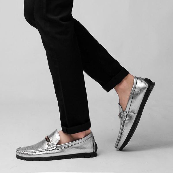 new loafers hight quality genuine leather slip on men flats driving moccasins breathable male casual shoes size 38-46 a4, Black
new loafers hight quality genuine leather slip on men flats driving moccasins breathable male casual shoes size 38-46 a4, Black
