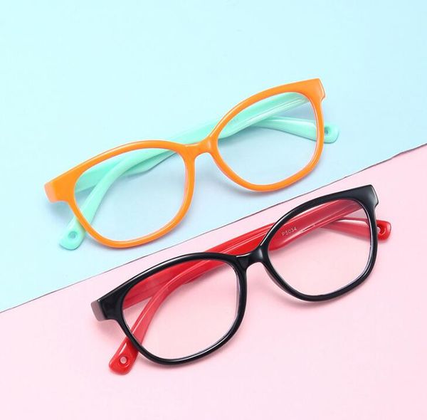 fashion boy girl soft frame anti-radiation children's anti blue light blocking glasses flat mirror silicone goggles, White;black
fashion boy girl soft frame anti-radiation children's anti blue light blocking glasses flat mirror silicone goggles, White;black