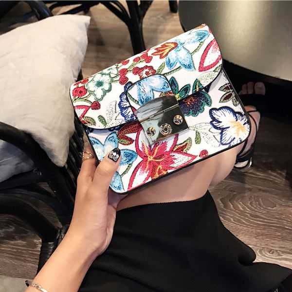 bags for women ethnic embroidery bag vintage shoulder messenger bags women small phone cross body purse bolsa feminina
bags for women ethnic embroidery bag vintage shoulder messenger bags women small phone cross body purse bolsa feminina