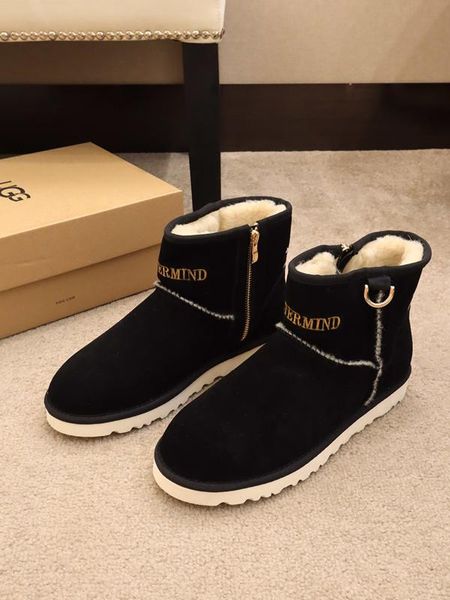 2019n winter new martin boots men's leather snow boots high to help boots street warm fur one thick cotton shoes tide, size: 38-45
2019n winter new martin boots men's leather snow boots high to help boots street warm fur one thick cotton shoes tide, size: 38-45