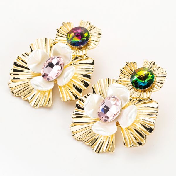exaggerated wind multi-layer alloy resin diamond glass diamond flower earrings fashionable women s925 silver needle designer earrings, Golden
exaggerated wind multi-layer alloy resin diamond glass diamond flower earrings fashionable women s925 silver needle designer earrings, Golden