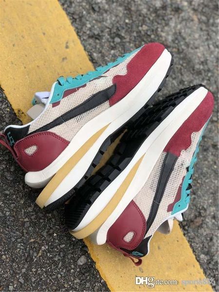 2020 authentic sacai pegasus vaporfly sp men running shoes sail sport fuchsia light bone game royal man sneakers with box
2020 authentic sacai pegasus vaporfly sp men running shoes sail sport fuchsia light bone game royal man sneakers with box