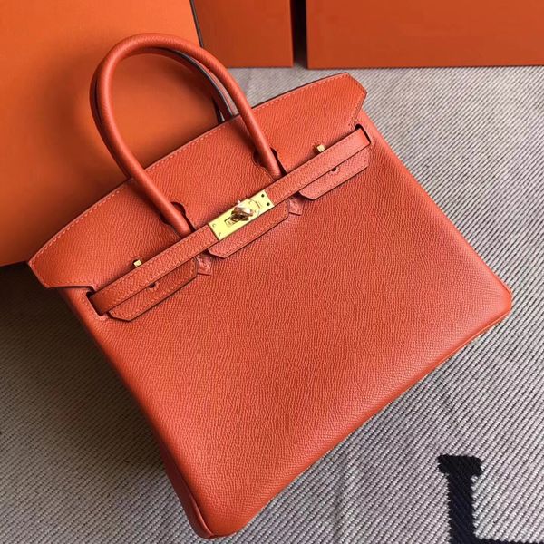 wholesale half handmade epsom leather design handbag30cm,orange,etain2color,wax thread,have both gold and silver hardware,fast delivery
wholesale half handmade epsom leather design handbag30cm,orange,etain2color,wax thread,have both gold and silver hardware,fast delivery