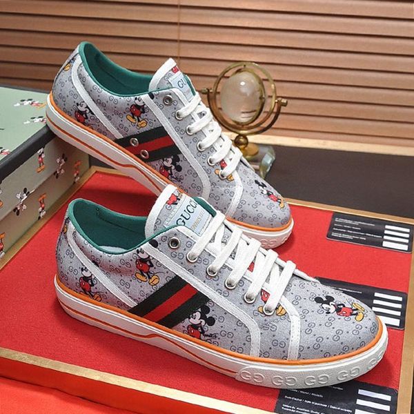 mens tennis 1977 sneaker fashion shoes canvas outdoor sports shoes for men lace -up with box scarpe da uomo sale luxury type zapatos hombre, Black
mens tennis 1977 sneaker fashion shoes canvas outdoor sports shoes for men lace -up with box scarpe da uomo sale luxury type zapatos hombre, Black