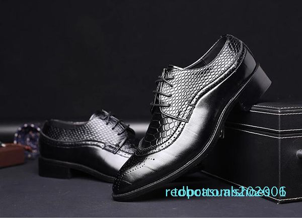 2019 luxury designer leather brogue mens flats shoes casual british style men oxfords fashion dress shoes for mens big size x76 at01, Black
2019 luxury designer leather brogue mens flats shoes casual british style men oxfords fashion dress shoes for mens big size x76 at01, Black