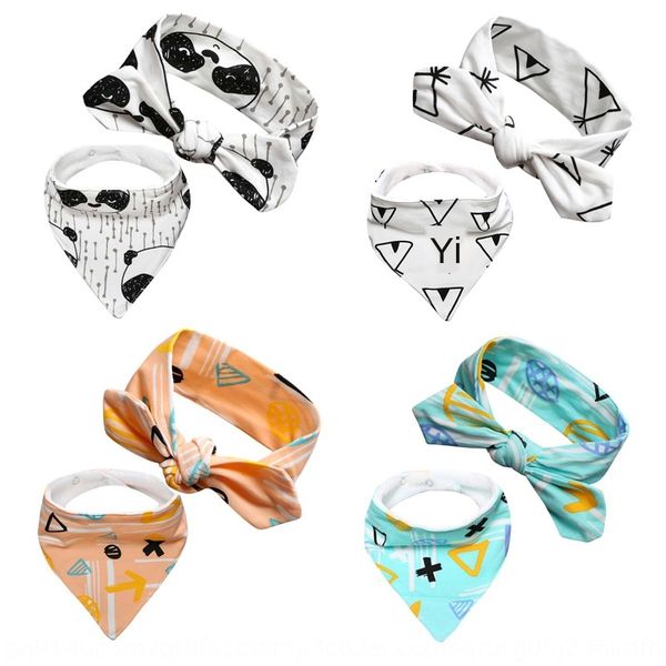2020 ins baby saliva 2-piece set triangle towel headband + triangle towel children's accessory set 
2020 ins baby saliva 2-piece set triangle towel headband + triangle towel children's accessory set