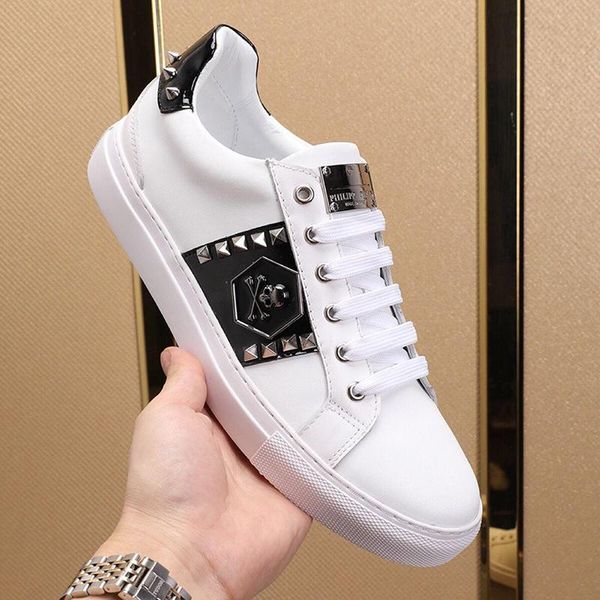 low studs men 's shoes sale scarpe sportive da uomo fashion sneakers flats platforms comfortable outdoor walking lightweight shoes
low studs men 's shoes sale scarpe sportive da uomo fashion sneakers flats platforms comfortable outdoor walking lightweight shoes