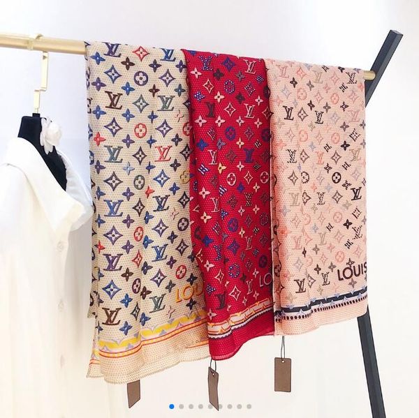 wholesale sales of 2020 spain soft silk bufanda mujer letter shawl women scarves, fashion shawl women scarves 1lv, Blue;gray
wholesale sales of 2020 spain soft silk bufanda mujer letter shawl women scarves, fashion shawl women scarves 1lv, Blue;gray