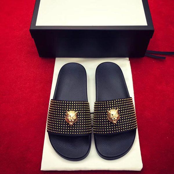 2020 new fashion men's rivets causal anti-skid summer beach sandals couple cowhide metal buckle leopard head series women designer slip, Black
2020 new fashion men's rivets causal anti-skid summer beach sandals couple cowhide metal buckle leopard head series women designer slip, Black