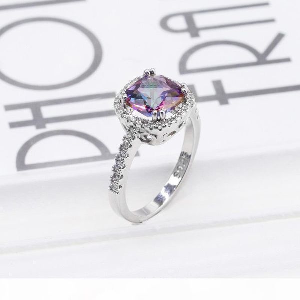 2019 fashion simple colorful square zircon wedding rings trendy shiny full zircon women rings engagement jewelry anel feminino, Golden;silver
2019 fashion simple colorful square zircon wedding rings trendy shiny full zircon women rings engagement jewelry anel feminino, Golden;silver
