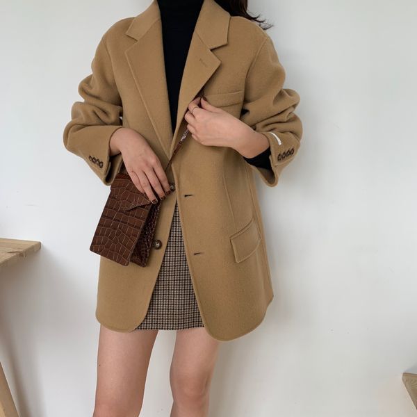 2020 off-season special double-sided woolen wool korean woolen coat short women's suit collar ol slim winter cashmere coat, Black
2020 off-season special double-sided woolen wool korean woolen coat short women's suit collar ol slim winter cashmere coat, Black