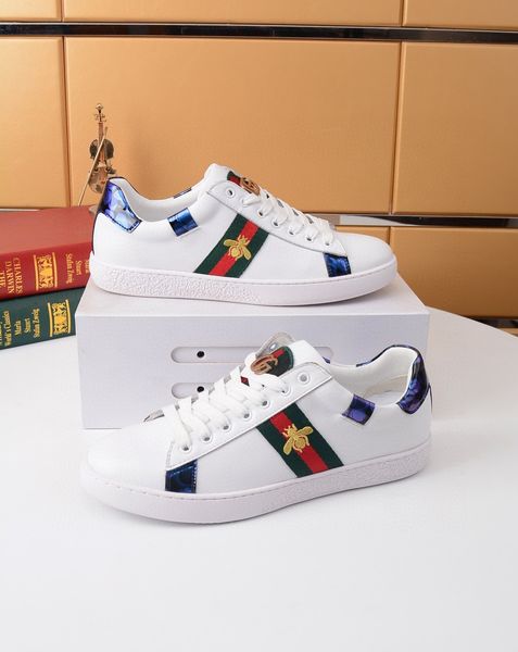 new15 luxury high-quality casual men's shoes fashion all-match sports shoes outdoor comfortable men's shoes original box packaging, Black
new15 luxury high-quality casual men's shoes fashion all-match sports shoes outdoor comfortable men's shoes original box packaging, Black