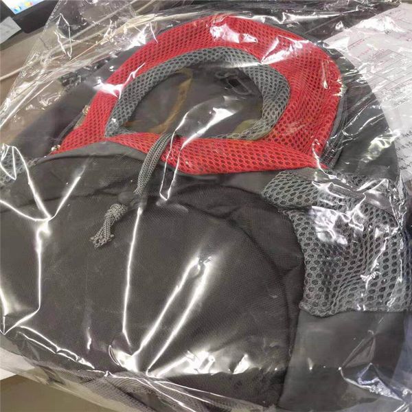 pet dog new out shoulder портативный путешествия рюкзак рюкзак mesh head плеча pet сумка
pet dog new out shoulder портативный путешествия рюкзак рюкзак mesh head плеча pet сумка
