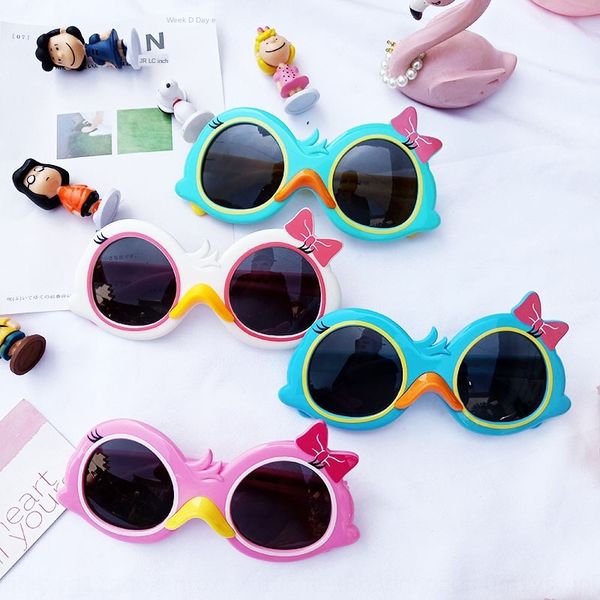 2020 cartoon duck children polarized silicone sun fashion silicone uv-proof sunglasses for boys and girls children sun glasses, Blue
2020 cartoon duck children polarized silicone sun fashion silicone uv-proof sunglasses for boys and girls children sun glasses, Blue