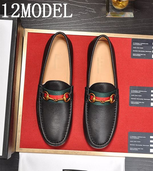 мужчины верхняя кожа мода обувь с низким каблуке мокасины обувь платье обуви броги весна ботильоны урожай классический мужской повседневный, Black
мужчины верхняя кожа мода обувь с низким каблуке мокасины обувь платье обуви броги весна ботильоны урожай классический мужской повседневный, Black
