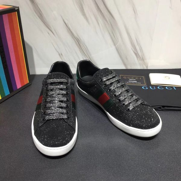 low-flat ace sneakers, high-quality brand shoes, leather casual sneakers designed by rs, trendy and comfortable, size 38-44,s
low-flat ace sneakers, high-quality brand shoes, leather casual sneakers designed by rs, trendy and comfortable, size 38-44,s