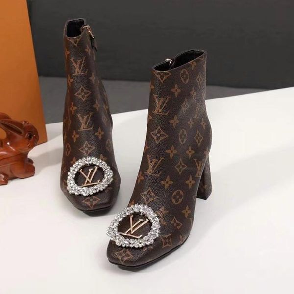 25 designer luxury women's casual fashion shoes, women's outdoor casual shoes, fast delivery, original box, Black
25 designer luxury women's casual fashion shoes, women's outdoor casual shoes, fast delivery, original box, Black