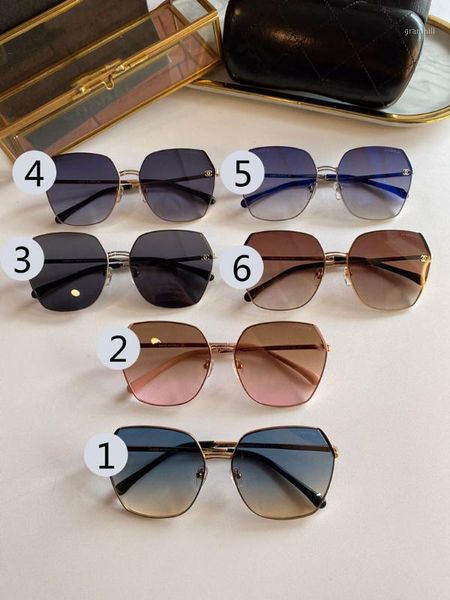 fashion square sunglasses size:60-14-140 couple models from men classic uv protection round frame classic1, White;black
fashion square sunglasses size:60-14-140 couple models from men classic uv protection round frame classic1, White;black
