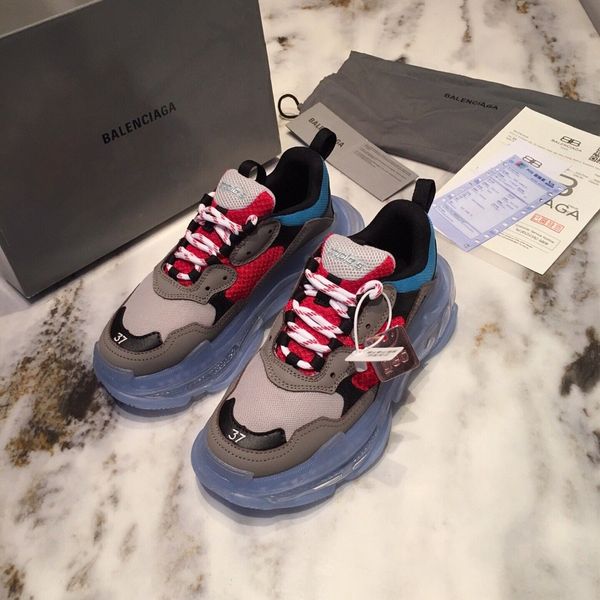 2020ty designer designs new leisure and entertainment hiking shoes, outdoor jungle adventure shoes, original packaging and box delivery, Black
2020ty designer designs new leisure and entertainment hiking shoes, outdoor jungle adventure shoes, original packaging and box delivery, Black