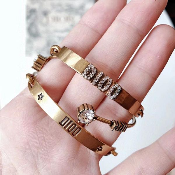 c1482 stylish personalized bracelet d letter retro brass three-layer inlaid cubic zirconia bracelet high-profile women's jewelry, Golden;silver
c1482 stylish personalized bracelet d letter retro brass three-layer inlaid cubic zirconia bracelet high-profile women's jewelry, Golden;silver
