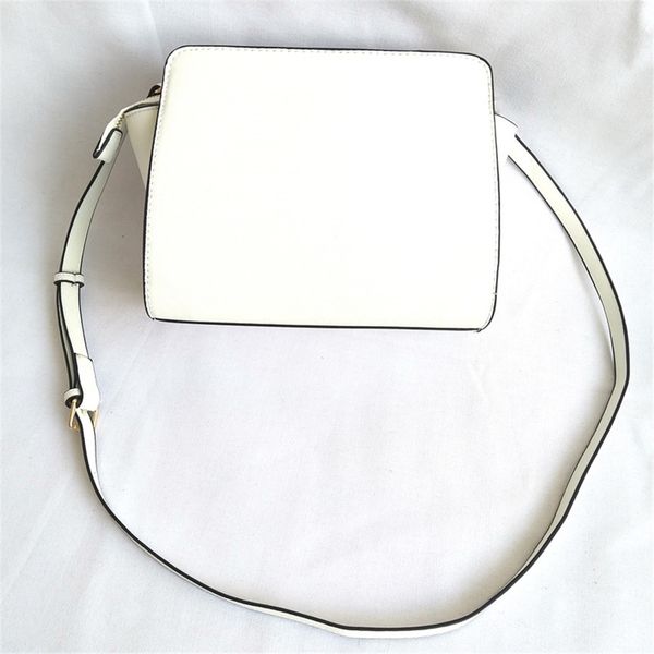 2020 summer women bags round lemon orange fruit zipper crossbody messenger bag girls satchel phone purse mini shoulder bags#211
2020 summer women bags round lemon orange fruit zipper crossbody messenger bag girls satchel phone purse mini shoulder bags#211