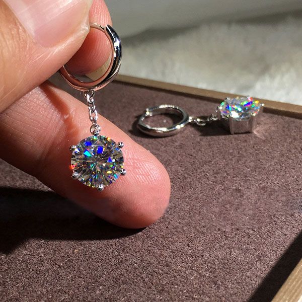 rongxing silver color six claw round zircon hoop earrings for women wedding jewelry lady engagement earring christmas gifts, Golden;silver
rongxing silver color six claw round zircon hoop earrings for women wedding jewelry lady engagement earring christmas gifts, Golden;silver