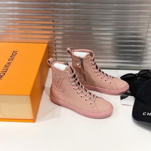 31 designer luxury female casual fashion shoes, outdoor casual travel shoes, fast delivery, original box, Black
31 designer luxury female casual fashion shoes, outdoor casual travel shoes, fast delivery, original box, Black