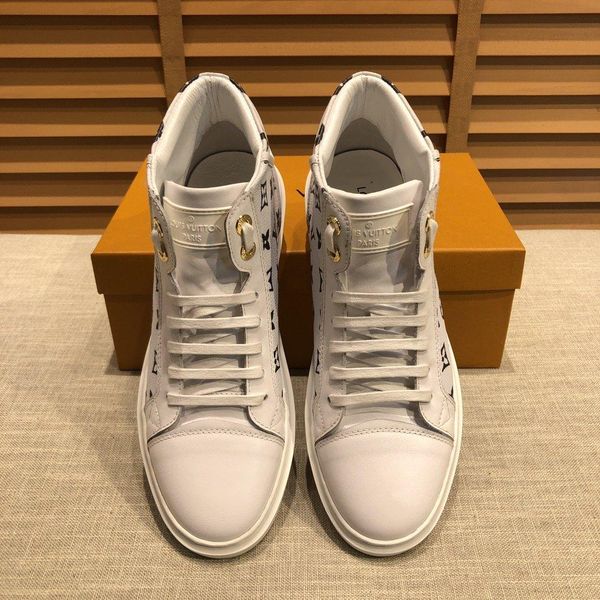 2020r fashion high-end letter leather men's shoes comfortable high-casual sports shoes, fashion wild men's booties,original bo
2020r fashion high-end letter leather men's shoes comfortable high-casual sports shoes, fashion wild men's booties,original bo