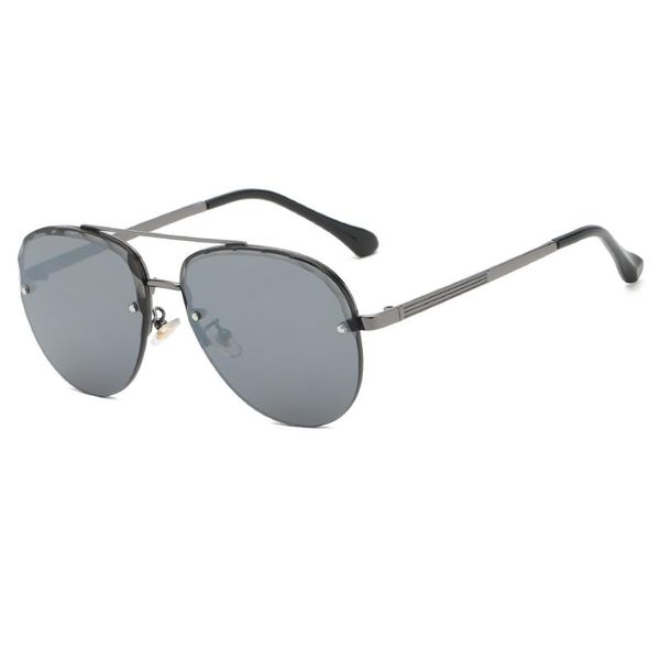 spot wholesale europe and southeast asia cross - border metal half - frame wave cut toad frame fashion sunglasses, White;black
spot wholesale europe and southeast asia cross - border metal half - frame wave cut toad frame fashion sunglasses, White;black