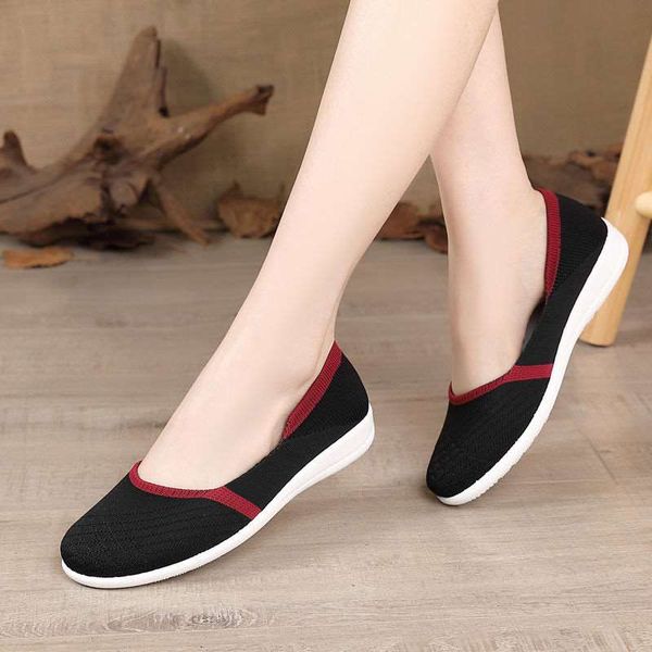 2020 spring and autumn women's mother shoes color matching mesh breathable soft bottom comfortable flat bottom non-slip flying w, Black
2020 spring and autumn women's mother shoes color matching mesh breathable soft bottom comfortable flat bottom non-slip flying w, Black