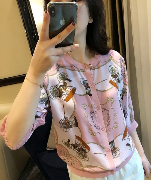 yvpbh the printing is very pole-level the color is full and good silk stitching cardigan air-conditioned air conditioning shirt silk shirt f, White;black
yvpbh the printing is very pole-level the color is full and good silk stitching cardigan air-conditioned air conditioning shirt silk shirt f, White;black