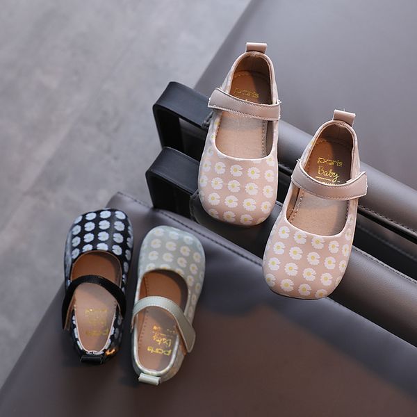 first walkers autumn girls' leather shoes chrysanthemum princess peas baby toddler children's
first walkers autumn girls' leather shoes chrysanthemum princess peas baby toddler children's