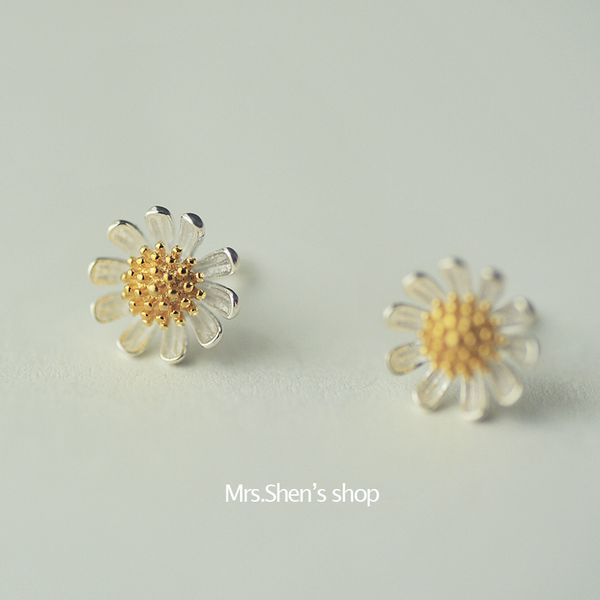 mrs. yu 925 sterling silver earrings fresh small sweet delicate daisy earrings new product recommendation, Golden
mrs. yu 925 sterling silver earrings fresh small sweet delicate daisy earrings new product recommendation, Golden