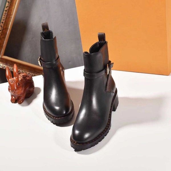 leather martin booties women non-slip motocycle ankle boots with rivets new fashion winter platform boots short shoes boots, Black
leather martin booties women non-slip motocycle ankle boots with rivets new fashion winter platform boots short shoes boots, Black