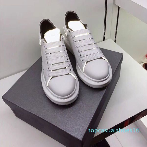 casual shoes men luxury leather sneaker women low shoe designer thick bottom lace-up style with sliver reflective strip black white t01
casual shoes men luxury leather sneaker women low shoe designer thick bottom lace-up style with sliver reflective strip black white t01