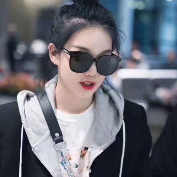 fashion korea brand designer gentle moto dream visit sunglasses vintage polarized uv400 sun glasses women men with original box, White;black
fashion korea brand designer gentle moto dream visit sunglasses vintage polarized uv400 sun glasses women men with original box, White;black