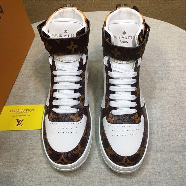 бумбокс тапки мужская обувь осень и зима моды классический высокое качество footwears high top vintage plus размер мужская обувь коренастый, Black 
бумбокс тапки мужская обувь осень и зима моды классический высокое качество footwears high top vintage plus размер мужская обувь коренастый, Black