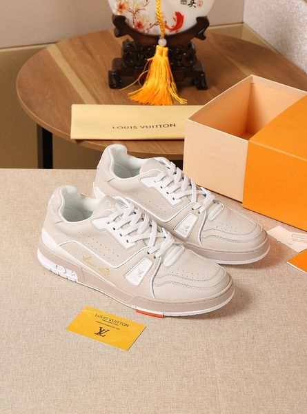 new61 luxury high-quality casual men's shoes fashion all-match sports shoes outdoor comfortable men's shoes original box packaging, Black
new61 luxury high-quality casual men's shoes fashion all-match sports shoes outdoor comfortable men's shoes original box packaging, Black