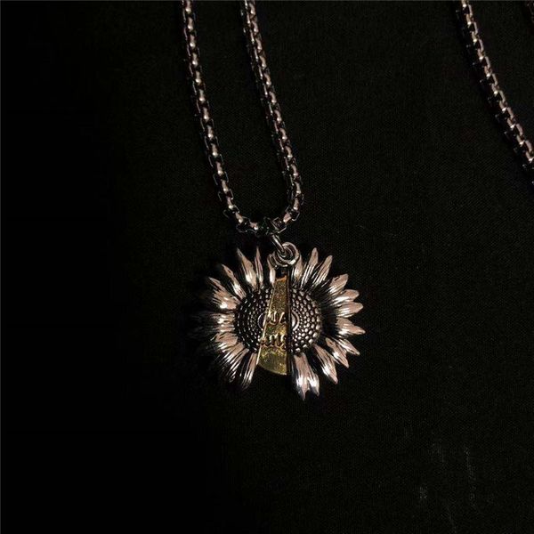 designer jewelry hip-hop vintage sunflower can open double layer pendant accessories network red trendy all-match necklace men and women fas, Golden;silver
designer jewelry hip-hop vintage sunflower can open double layer pendant accessories network red trendy all-match necklace men and women fas, Golden;silver