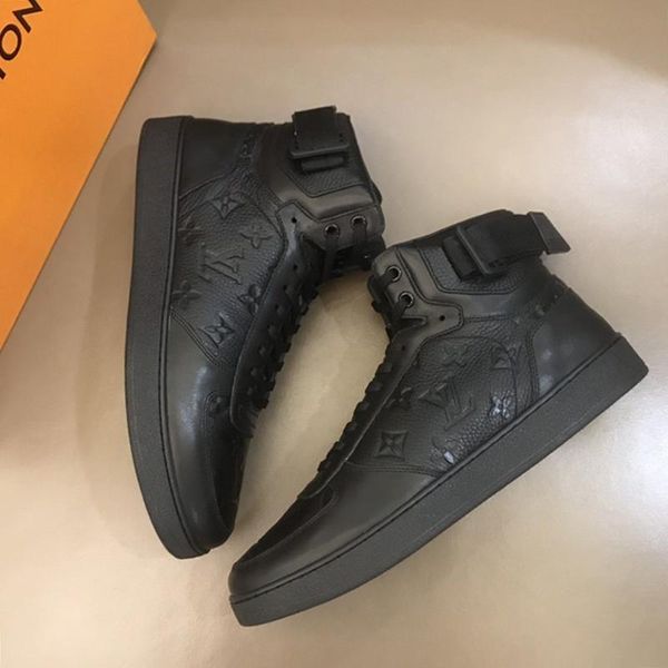 new arrival rivoli sneaker boot men 's shoes autumn and winter lightweight shoes vintage plus size lace -up casual men shoes scarpe da, Black 
new arrival rivoli sneaker boot men 's shoes autumn and winter lightweight shoes vintage plus size lace -up casual men shoes scarpe da, Black