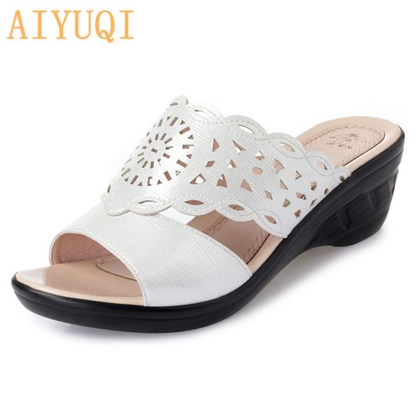 aiyuqi women slippers 2020 new summer shiny rhinestone gold large size women slippers outdoor wedge comfort mom, Black
aiyuqi women slippers 2020 new summer shiny rhinestone gold large size women slippers outdoor wedge comfort mom, Black
