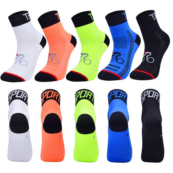 2020 new men women cycling sock breathable outdoor basketball socks protect feet wicking bike running football sport socks, Black
2020 new men women cycling sock breathable outdoor basketball socks protect feet wicking bike running football sport socks, Black
