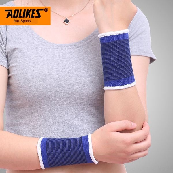 1t08s lightweight breathable sweat running athletic wristguards small goods lightweight breathable sweat basketball basketball running athle, Black;red
1t08s lightweight breathable sweat running athletic wristguards small goods lightweight breathable sweat basketball basketball running athle, Black;red