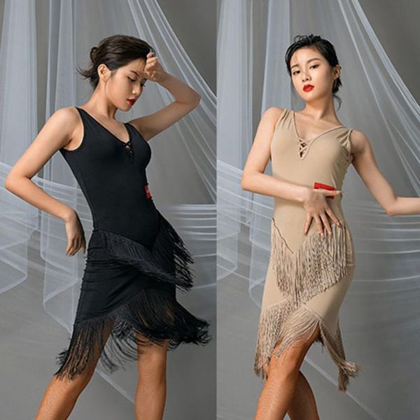 2020 new black sleeveless tassel latin dance dress and skirt dancing performance women dress ballroom samba tango l9633, Black;red
2020 new black sleeveless tassel latin dance dress and skirt dancing performance women dress ballroom samba tango l9633, Black;red