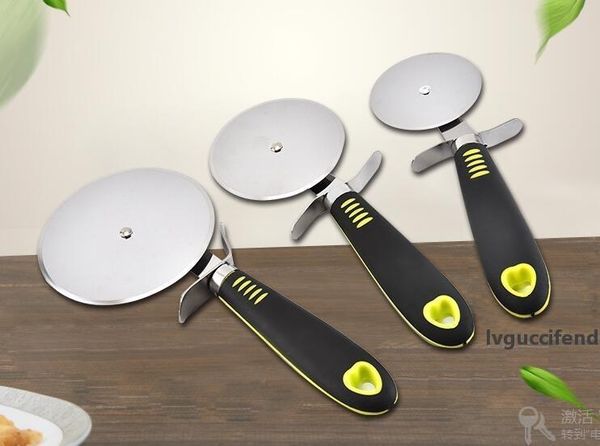factory direct pizza cutter cut three-piece stainless steel pizza wheel set pizza hob baking tool
factory direct pizza cutter cut three-piece stainless steel pizza wheel set pizza hob baking tool