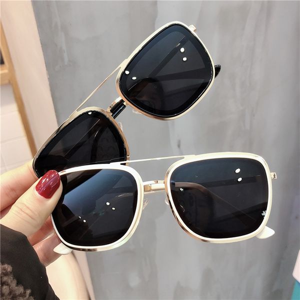 2020 new style generous metal frame slim female generous frame sunglasses uv-proof sunglasses, White;black
2020 new style generous metal frame slim female generous frame sunglasses uv-proof sunglasses, White;black