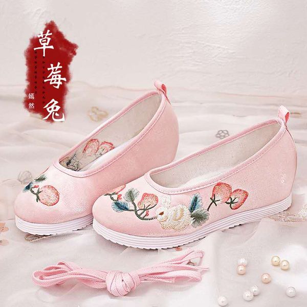 selling seasonal antique shoes, women's clothes, hand-embroidered shoes, chinese style costume dance shoes and cloth shoes
selling seasonal antique shoes, women's clothes, hand-embroidered shoes, chinese style costume dance shoes and cloth shoes